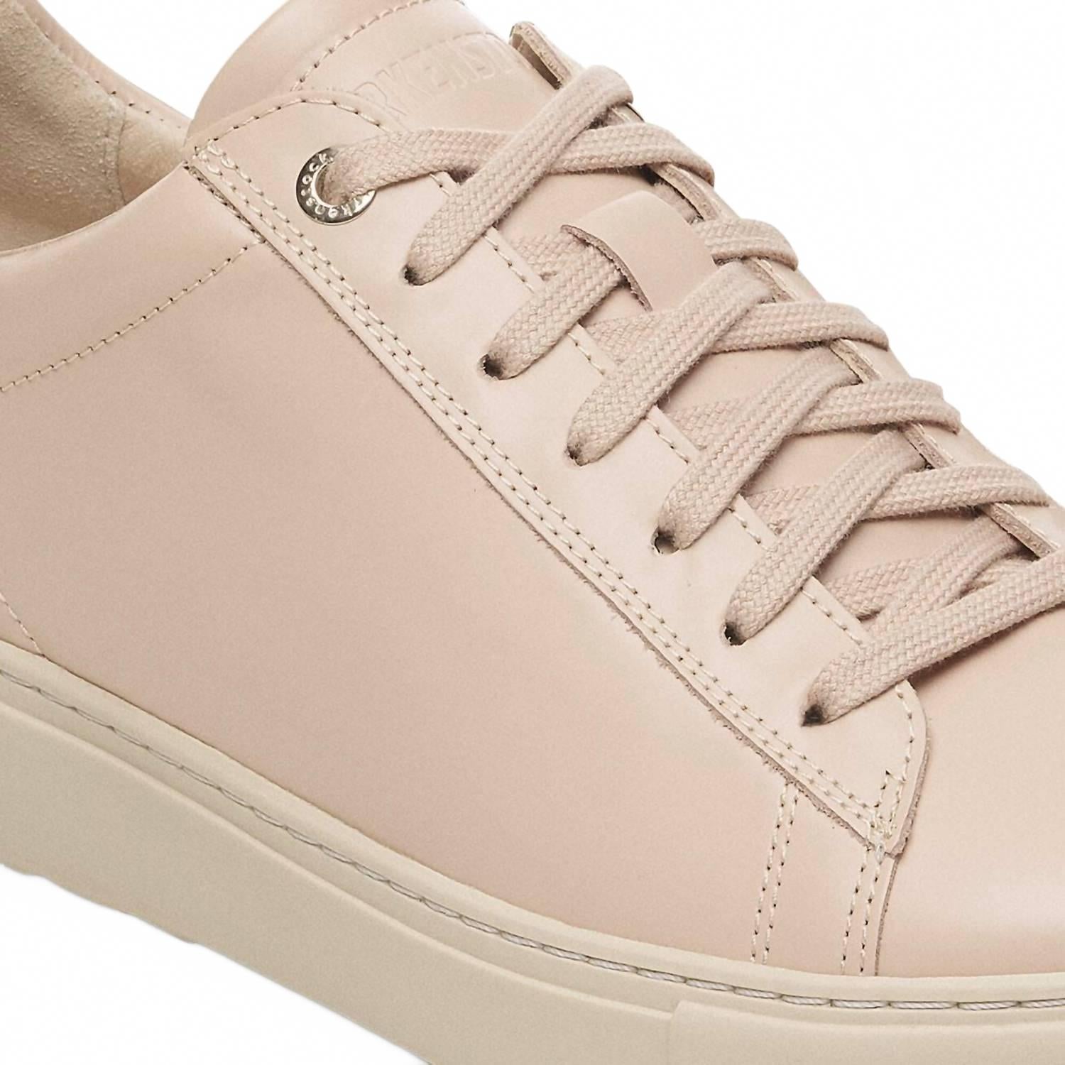 Women's Bend Low Leather Sneakers - Narrow In New Beige