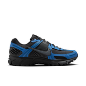 Men's Zoom Vomero 5 SE Shoes with Reflective Accents