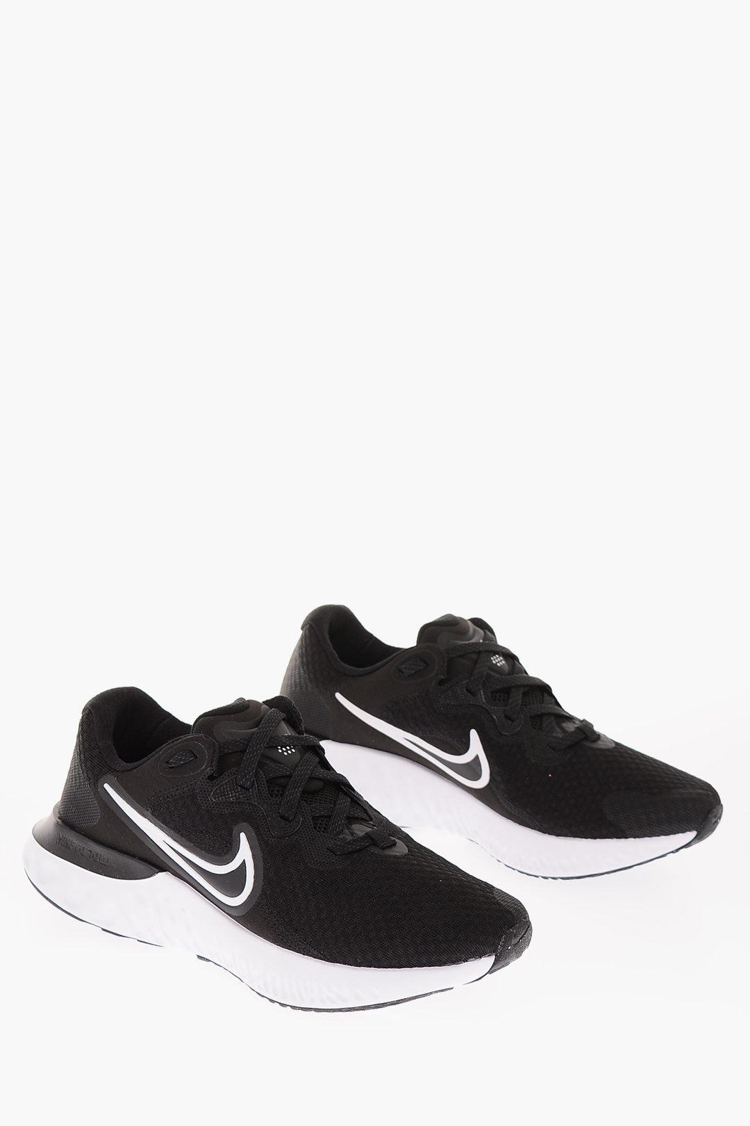 Nike Fabric Renew Run 2 Sneakers