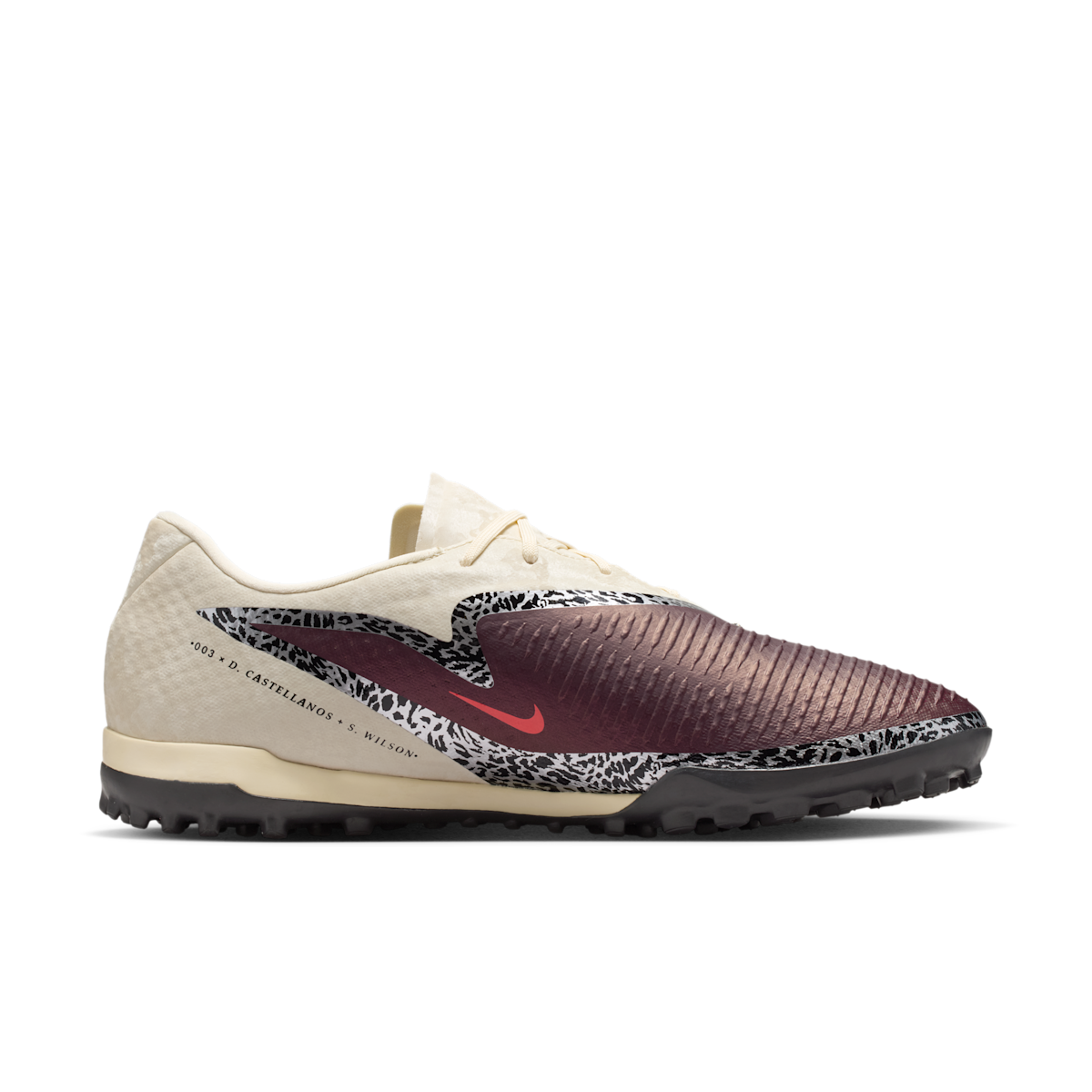 Men's United Phantom 6 Low Academy Turf Soccer Shoes