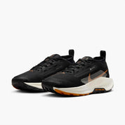 Women's Pegasus Trail 5 Gore-Tex Running Shoes In 005 - Off Noir/pale Ivory-Black-Monarch
