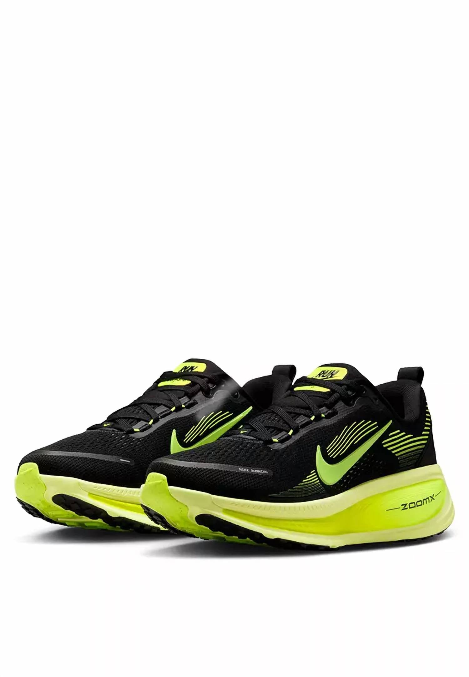 Women's Vomero 18 Sneakers In Black Volt