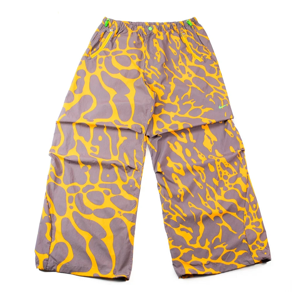 Men's Nike Project F.R.O.G. Parachute Pants Sundial/Taupe Grey/Green Strike HQ0467-717