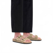 Women's Arizona Shearling Sandal In Taupe