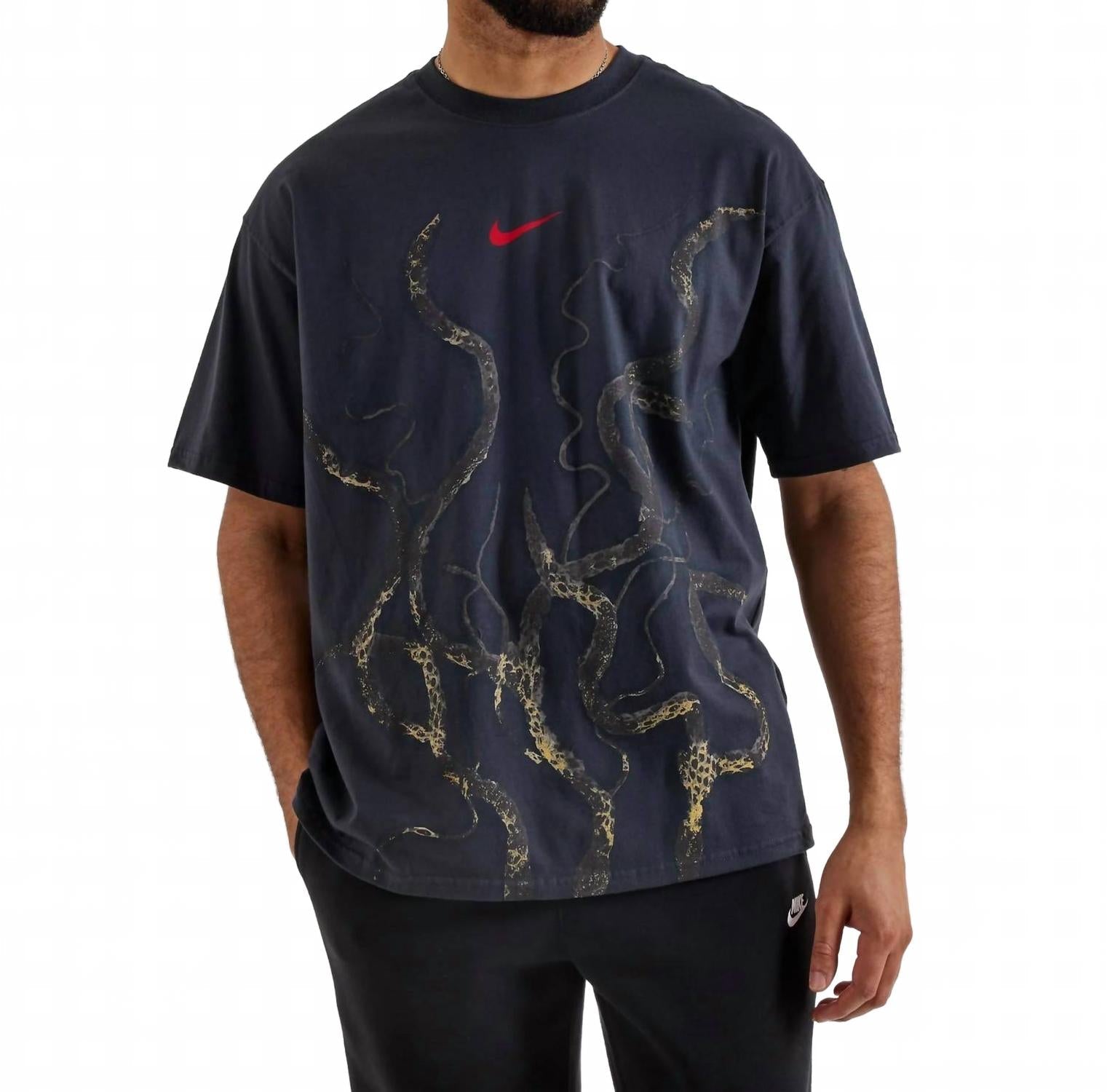 Stranger Things T Shirt In Black