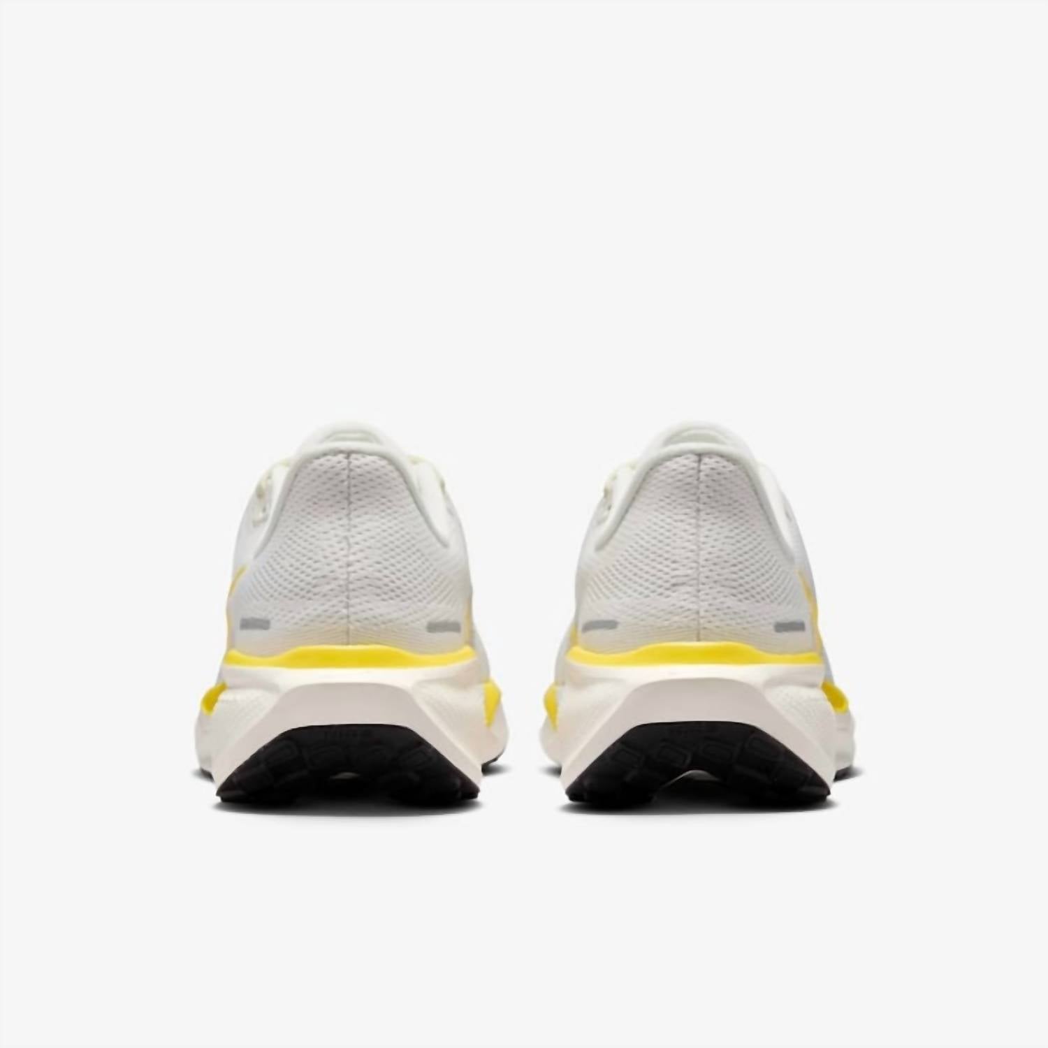 Women's Pegasus 41 Road Running Shoes In Sail/pure Platinum/alabaster/lightning