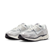 Women's Zoom Vomero 5 Shoes
