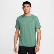 Men's Nike Dri-Fit T-Shirt Green Stretch Raglan Short Sleeve Fitness SRT655