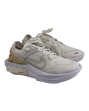 Nike  Fontanka Edge Low Top Sneakers in White Rubber
