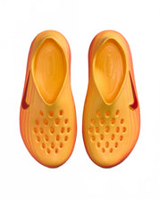 Men's Reactx Rejuven8 Sandals In Topaz Gold/light Crimson/turf Orange