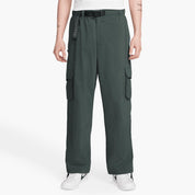 Sb Kearny Cargo Pants In Vintage Green