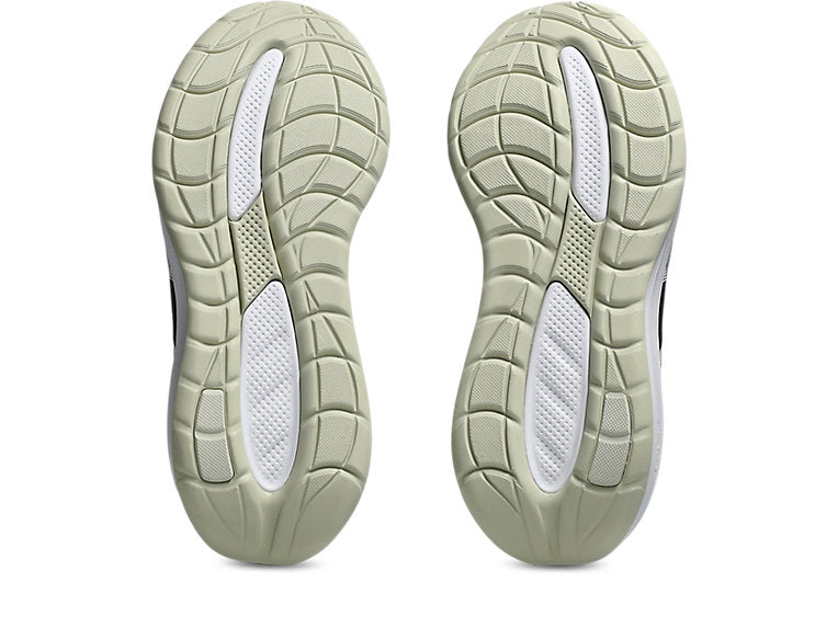 Women's Gel-Cumulus 28 (002 - Black/White)