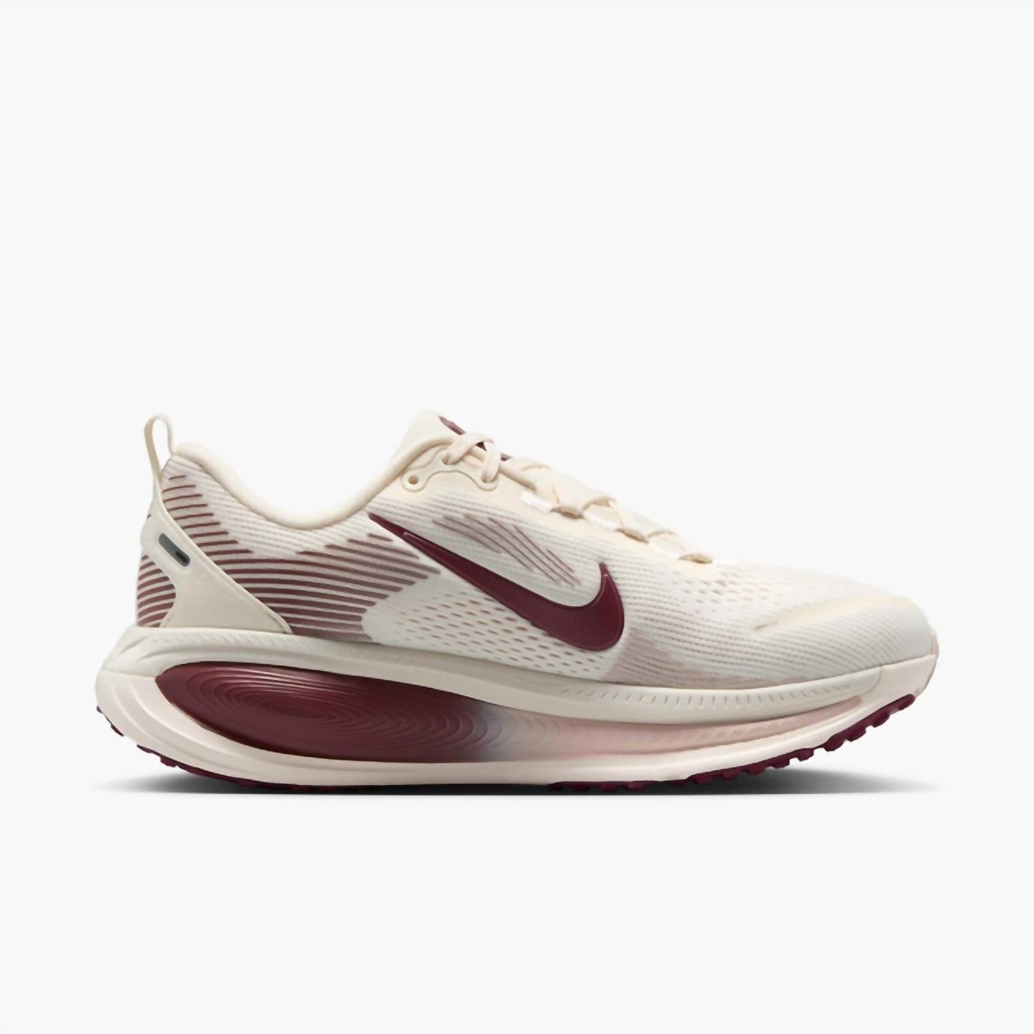 Women's Vomero 18 Road Running Shoes In Pale Ivory/red Sepia/silt Red/dark Team Red