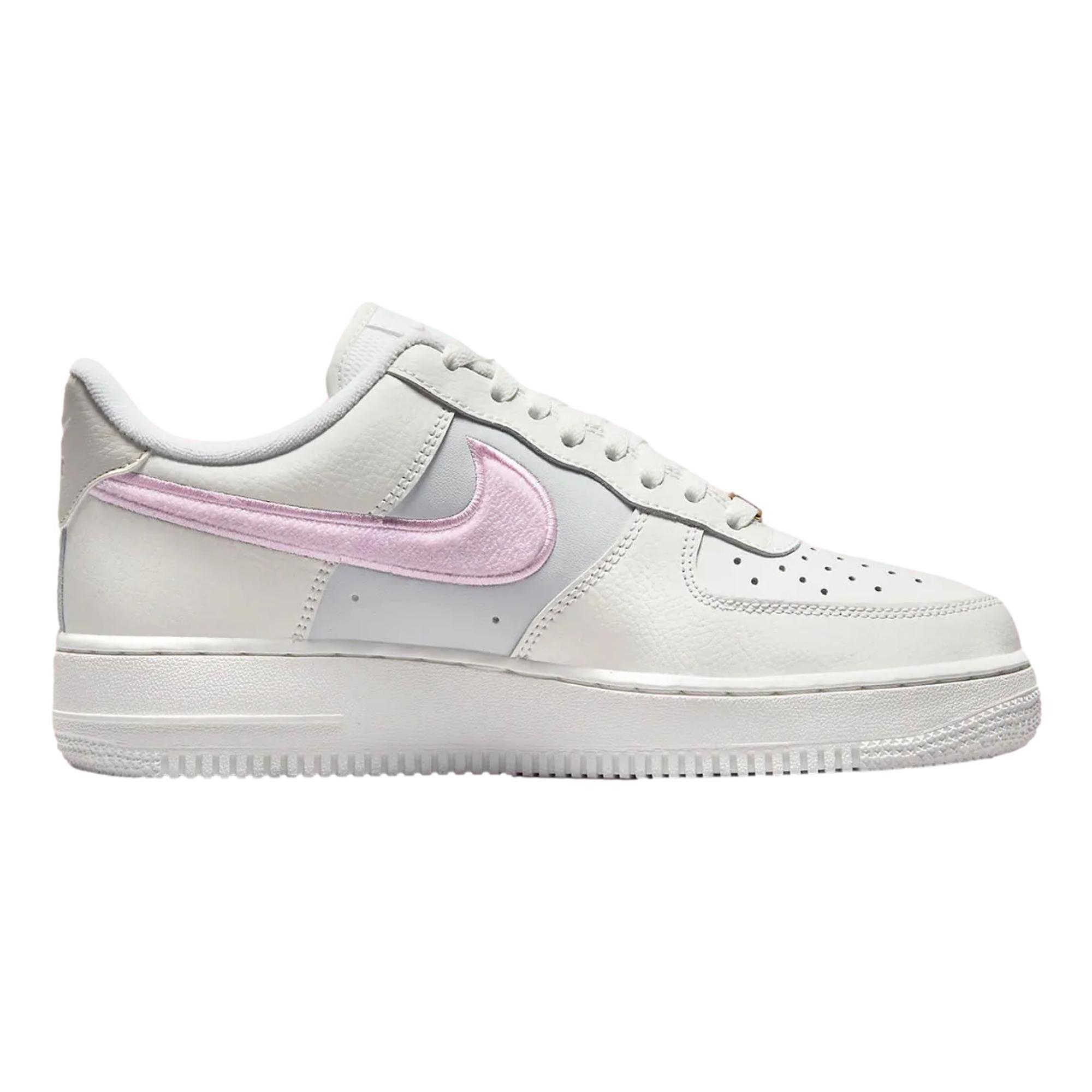 Women's Nike Air Force 1 '07 Summit White/Regal Pink DQ0826-100