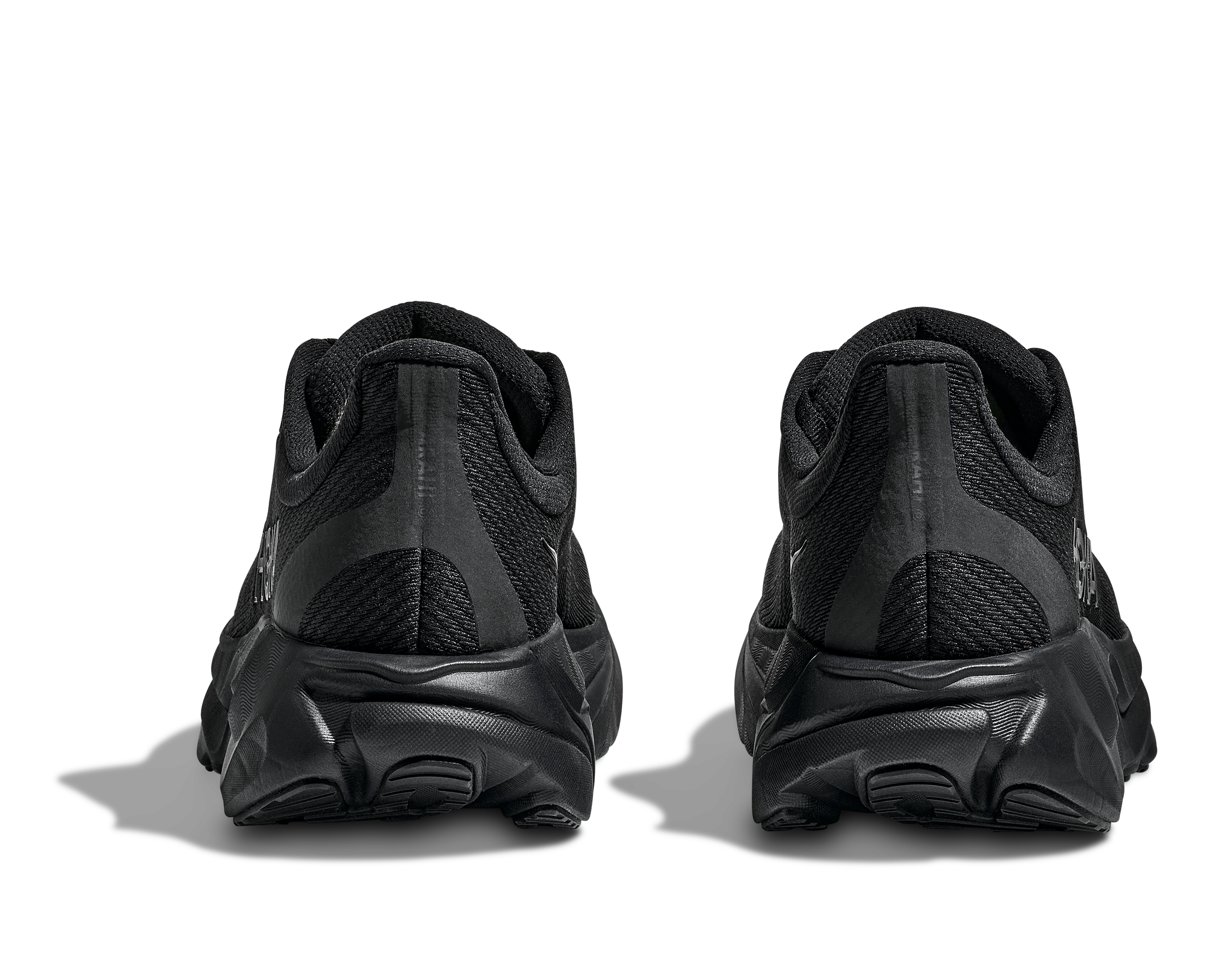 Women's Arahi 8 (BBLC - Black/Black)