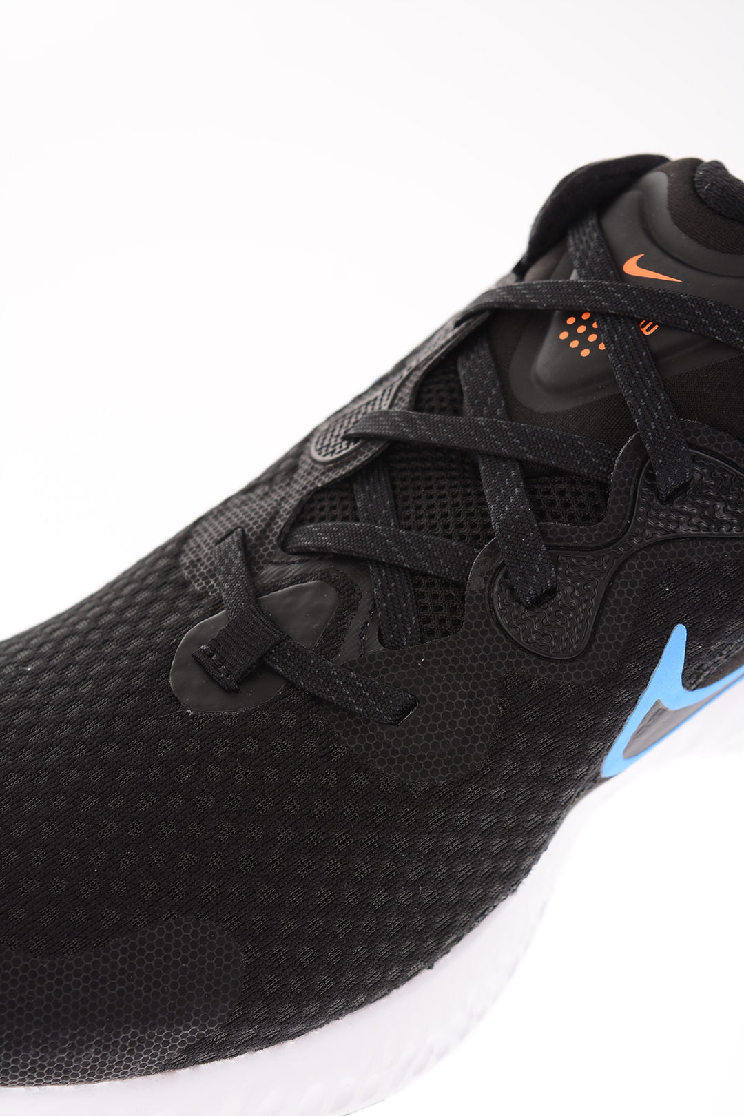 Nike Fabric Renew Run 2 Sneakers