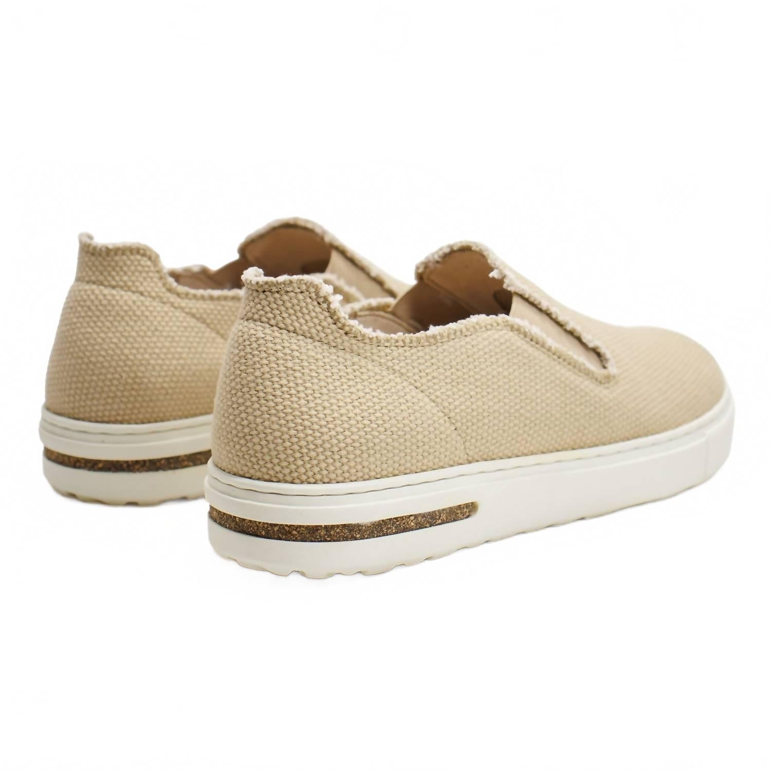 Women's Bend Decon Slip On Sneaker Shoe In Sand Castle