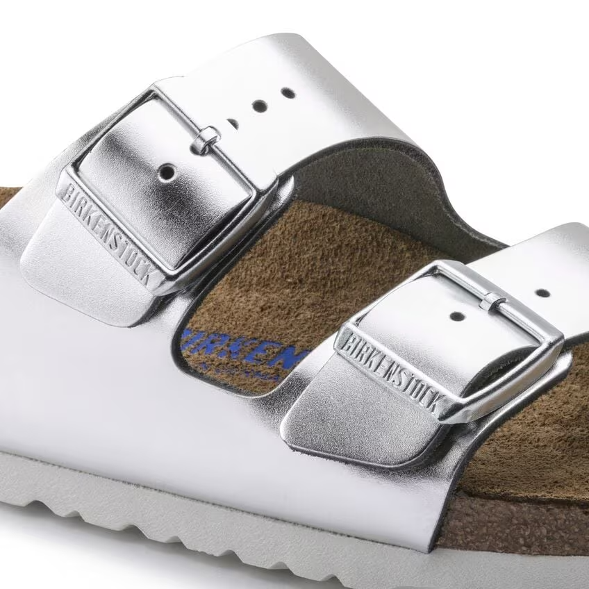 Women's Birkenstock Arizona 1005960 Sandals 9-9.5 Metallic Silver Leather FZP338