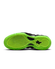 MENS NIKE AIR FOAMPOSITE ONE BLACK/VOLT_HF2902-001