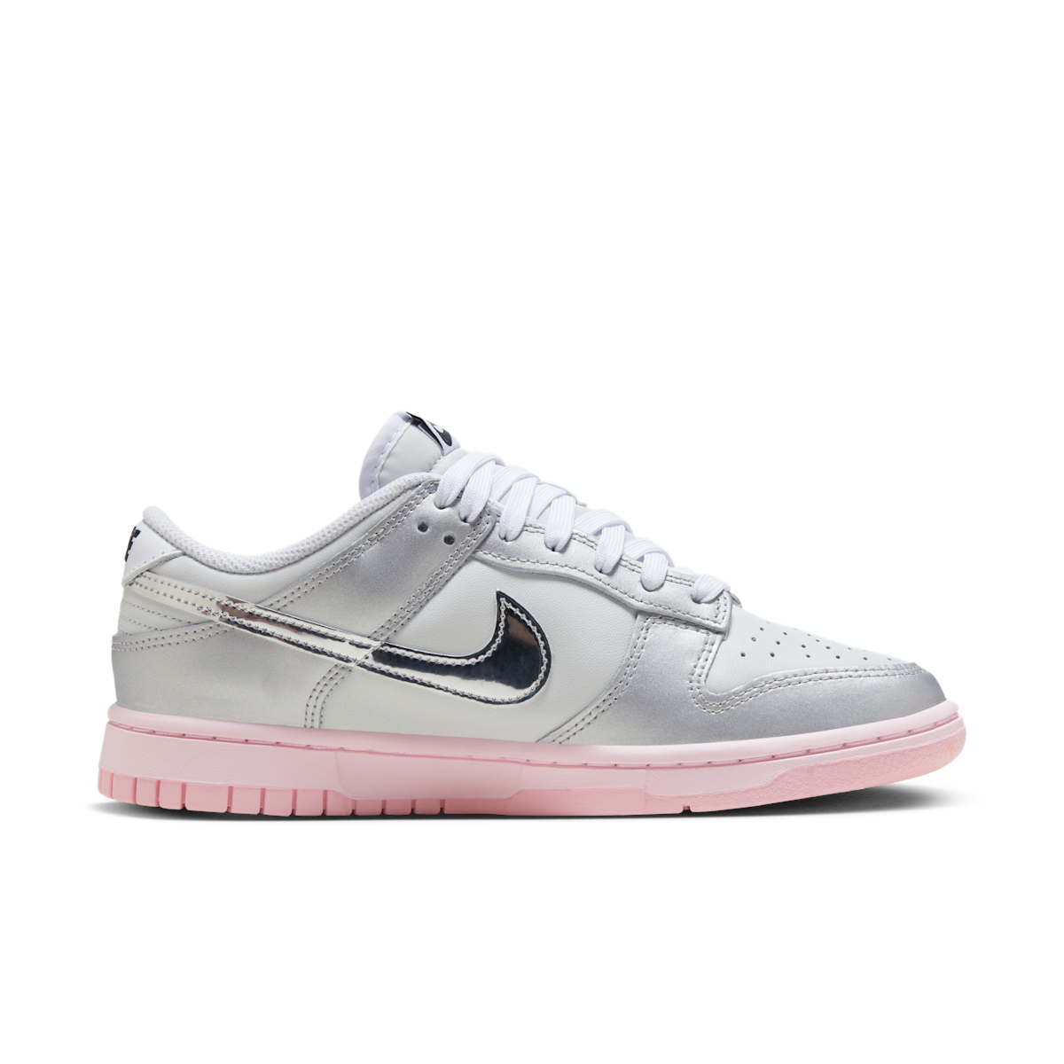 Women's Dunk Low LX Shoes