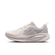 Women's Vomero 18 SE Road Running Shoes