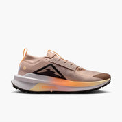 Men's Zegama Trail 2 Running Shoes In Malt/black-Ghost-Alablaster