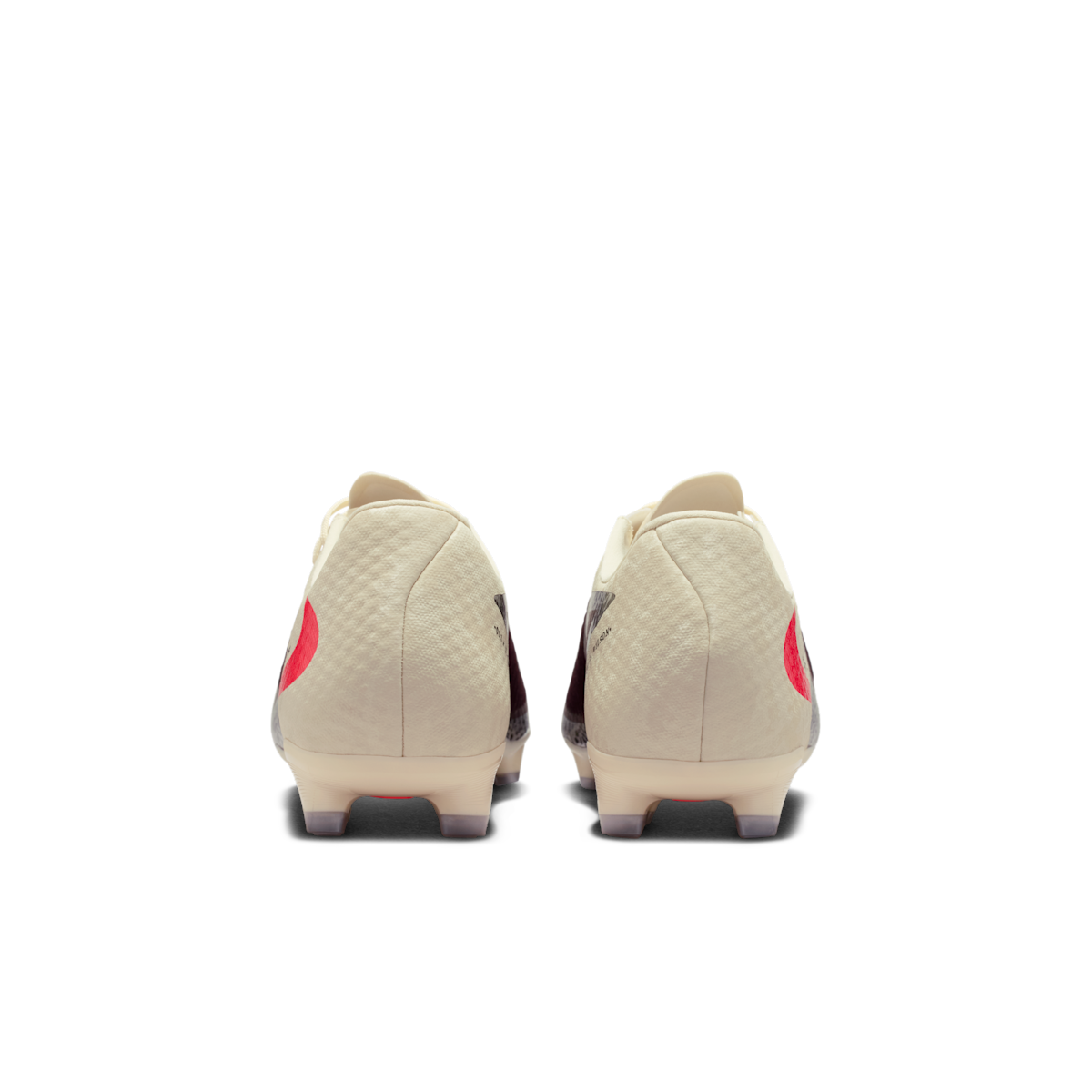 Men's United Phantom 6 Low Academy Multi-Ground Soccer Cleats