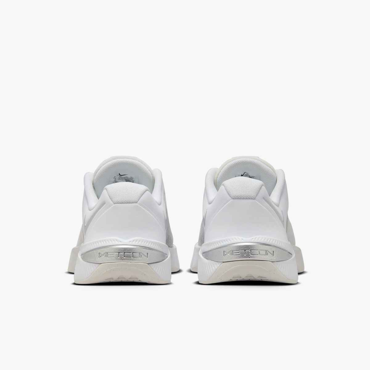 Women's Metcon 10 (100 - White/Metallic Silver-Platinum Tint)