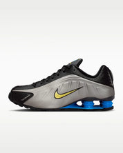 Nike Shox R4 "Brazil" IO8134-001 Men's Black Metallic Pewter Soccer Shoes MEW778