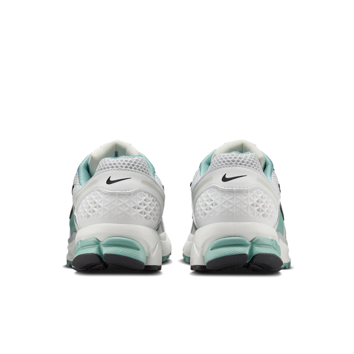 Women's Zoom Vomero 5 Shoes