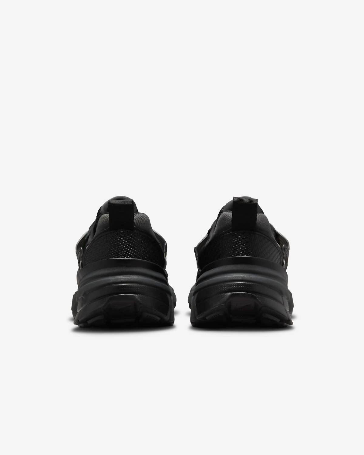 Men's V2K Run Shoes In Metallic Dark Grey/black-Dark Smoke Grey