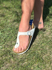 Women's Gizeh Leather Sandals In White