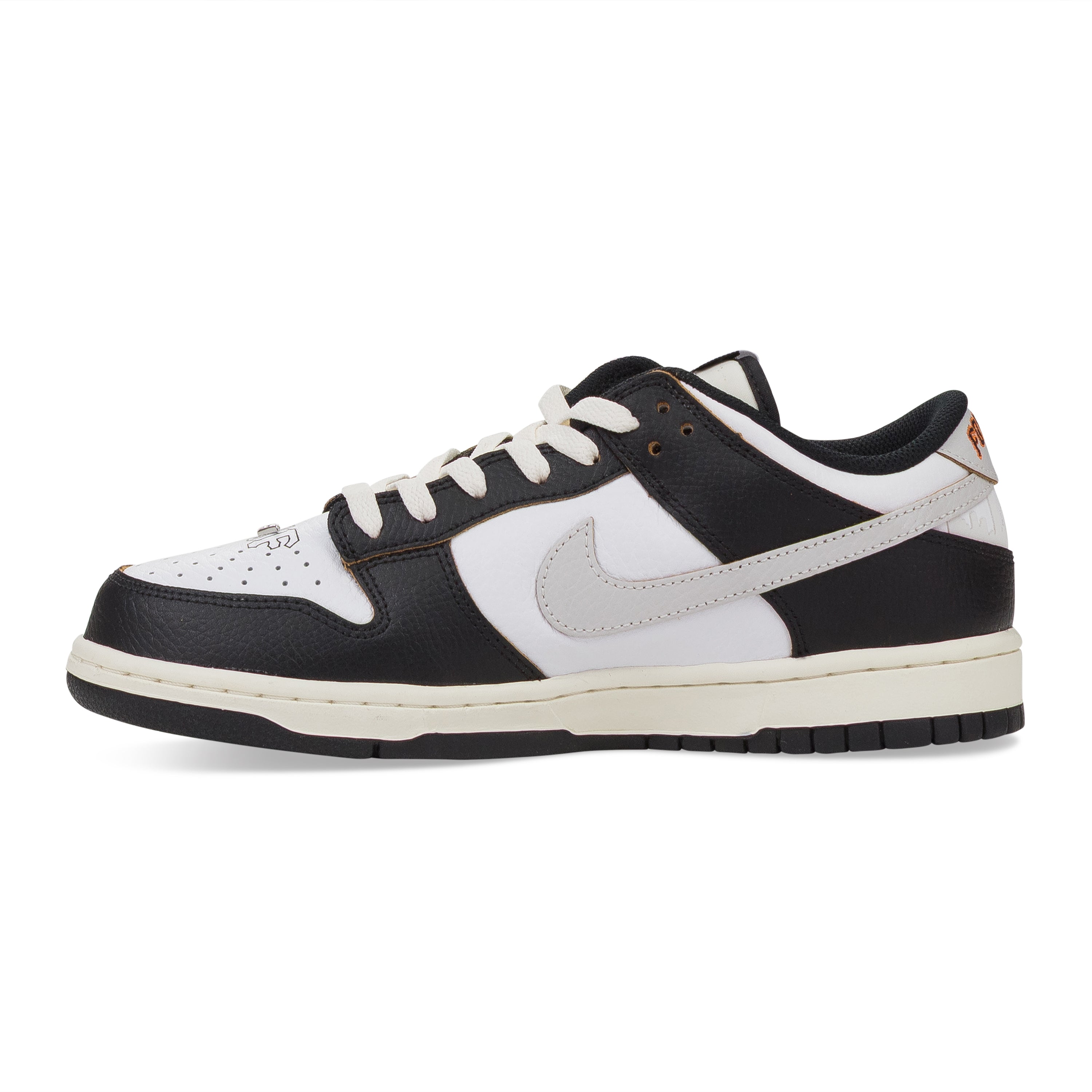 BLACK/WHITE HUF SB SNEAKERS
