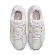 Nike V5 RNR Women's Sneakers