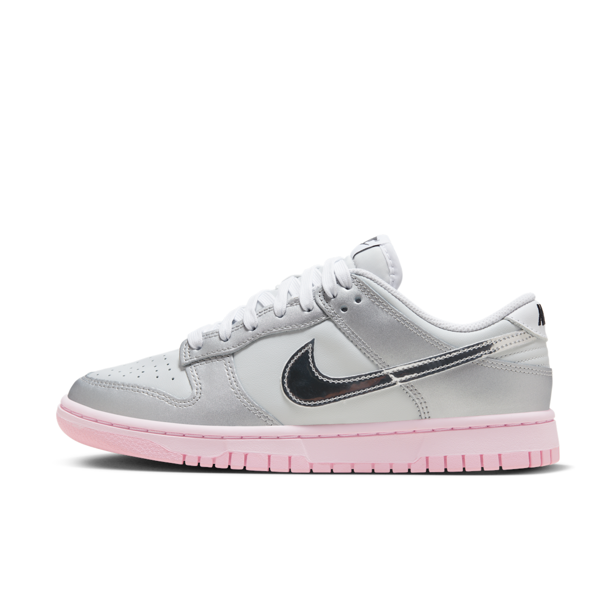 Women's Dunk Low LX Shoes