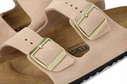 Unisex - Arizona Suede Sandals In Sandcastle