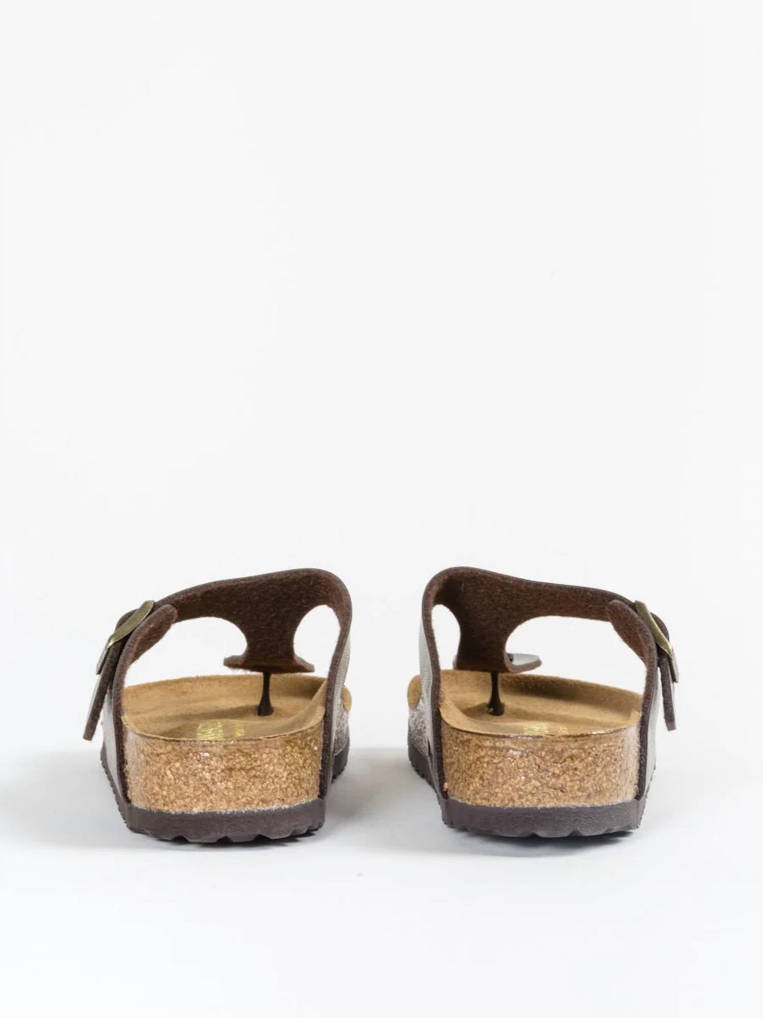 Women's Gizeh Sandal In Golden Brown