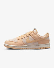 Women's Dunk Low In Orewood Sesame