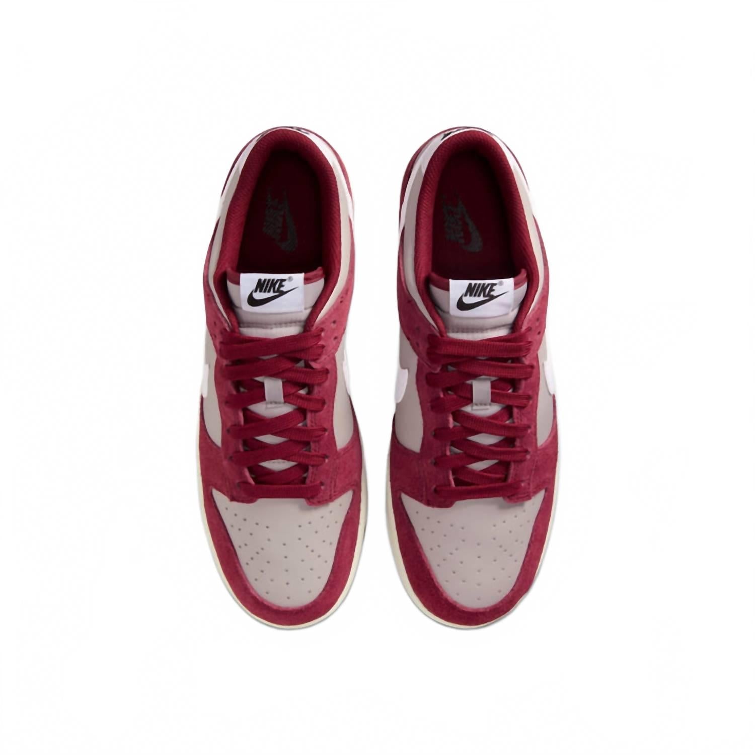 Men's Dunk Low Retro Se Sneakers In College Grey/white-Team Red-Sail