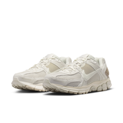Men's Zoom Vomero 5 Shoes