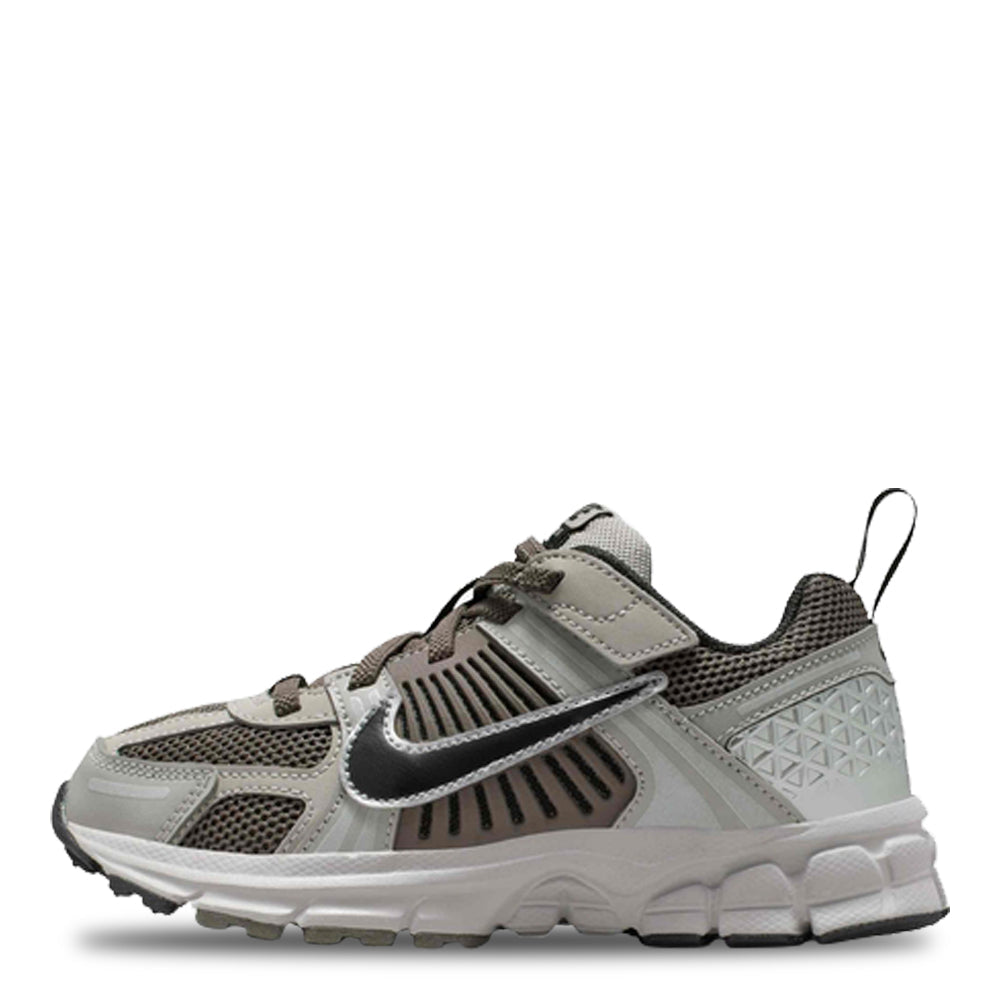 Nike Vomero 5 Little Kids' Sneakers