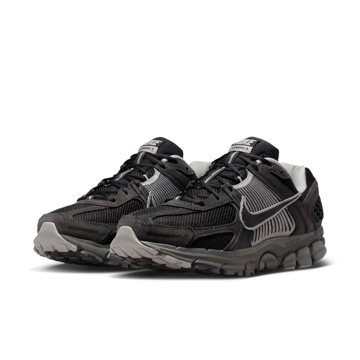 Men's Zoom Vomero 5 Shoes
