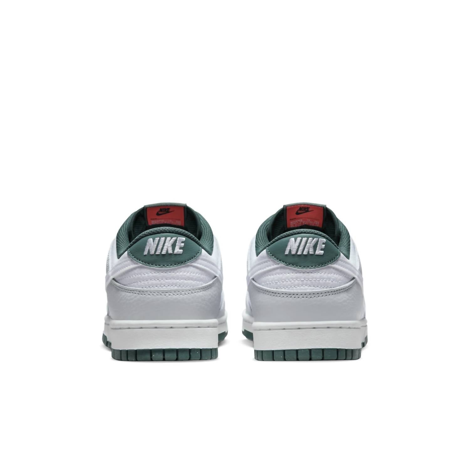 Men's Dunk Low Retro Se Sneakers In Photon Dust/white-Vintage Green