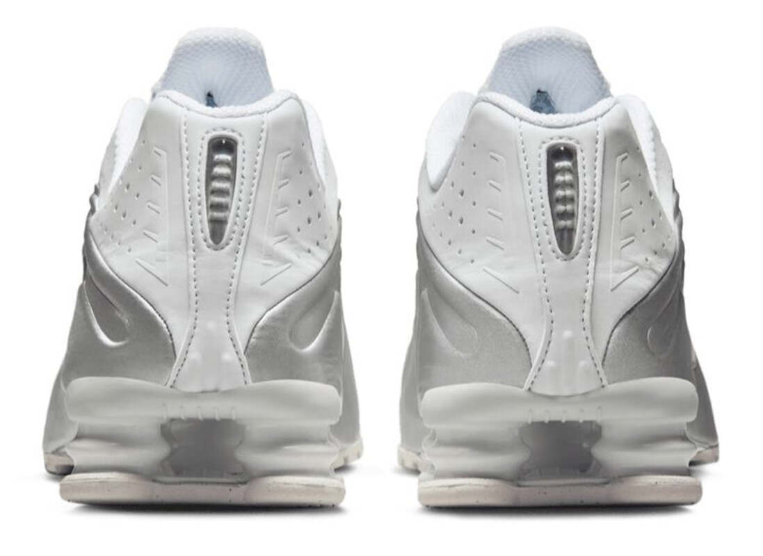 Nike Shox R4 White Bright Crimson Metallic Silver
