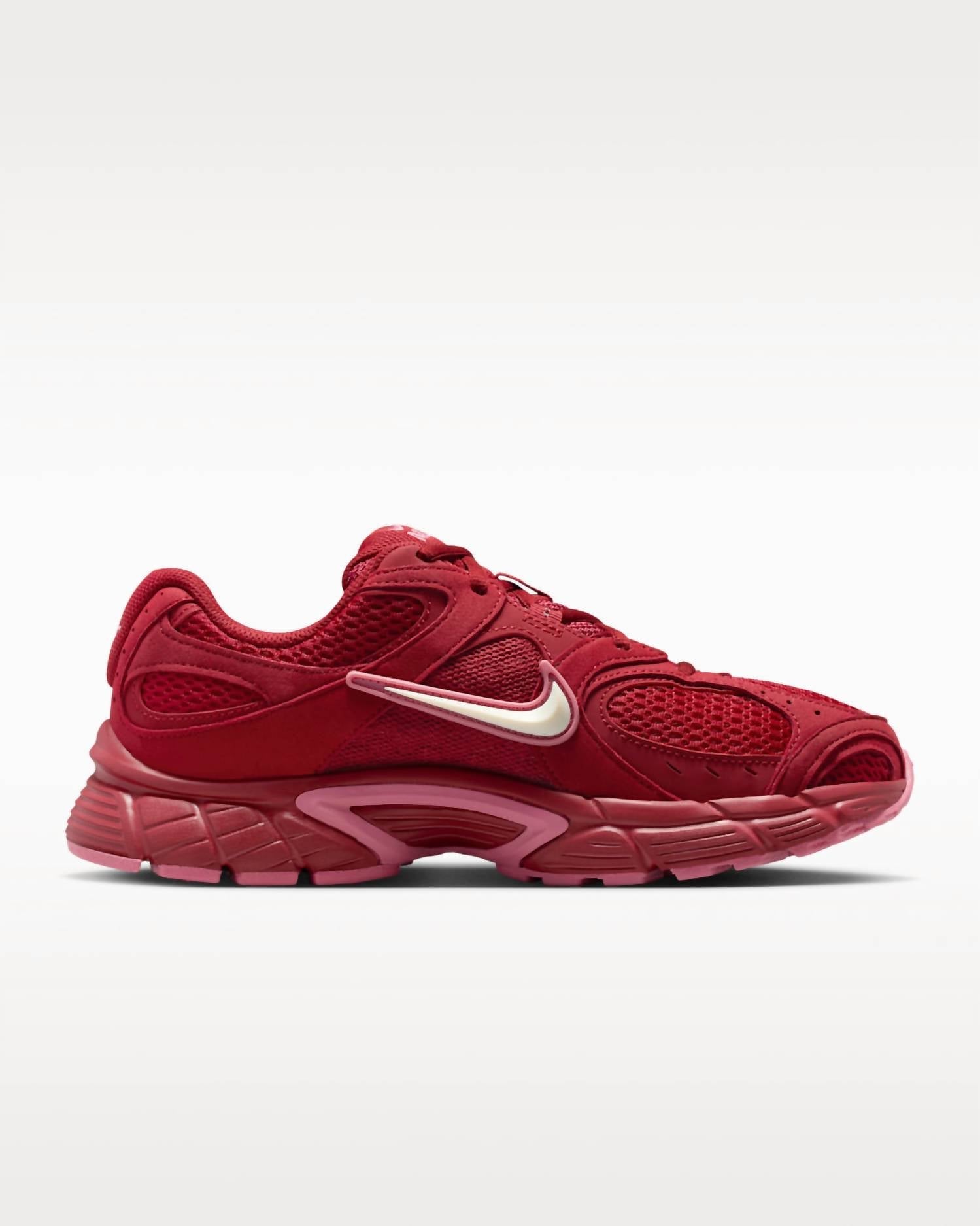 Women's V5 Rnr Sneakers In Team Crimson