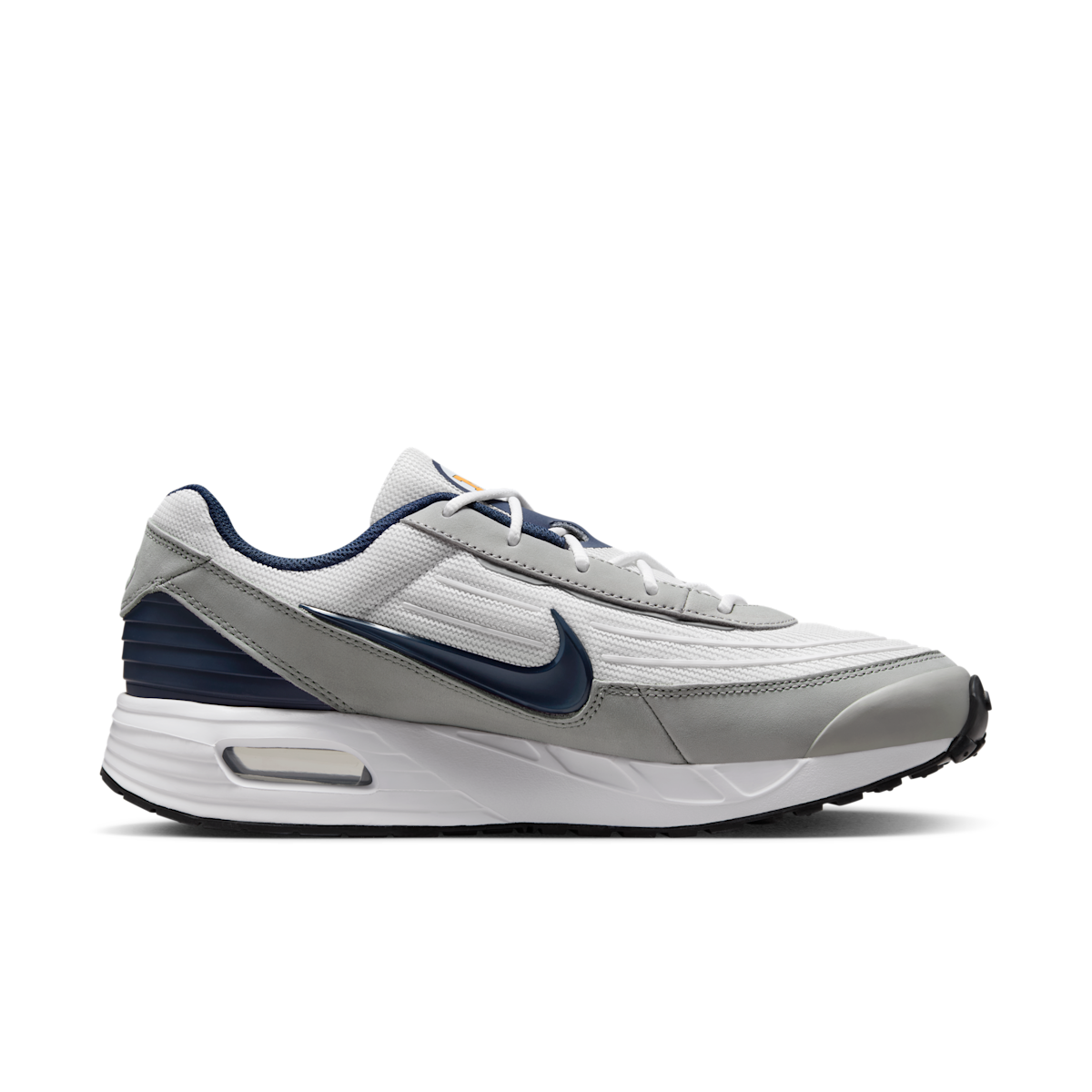 Men's College Air Max Verse (Michigan) Shoes