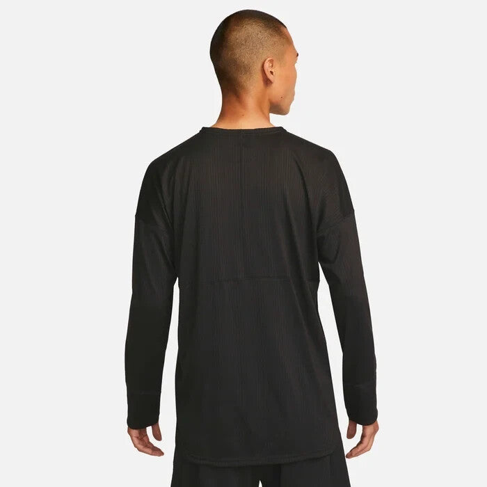 Men's Nike Yoga Top Black Striped Dri-Fit Thumbhole Raglan Sleeve SRT75