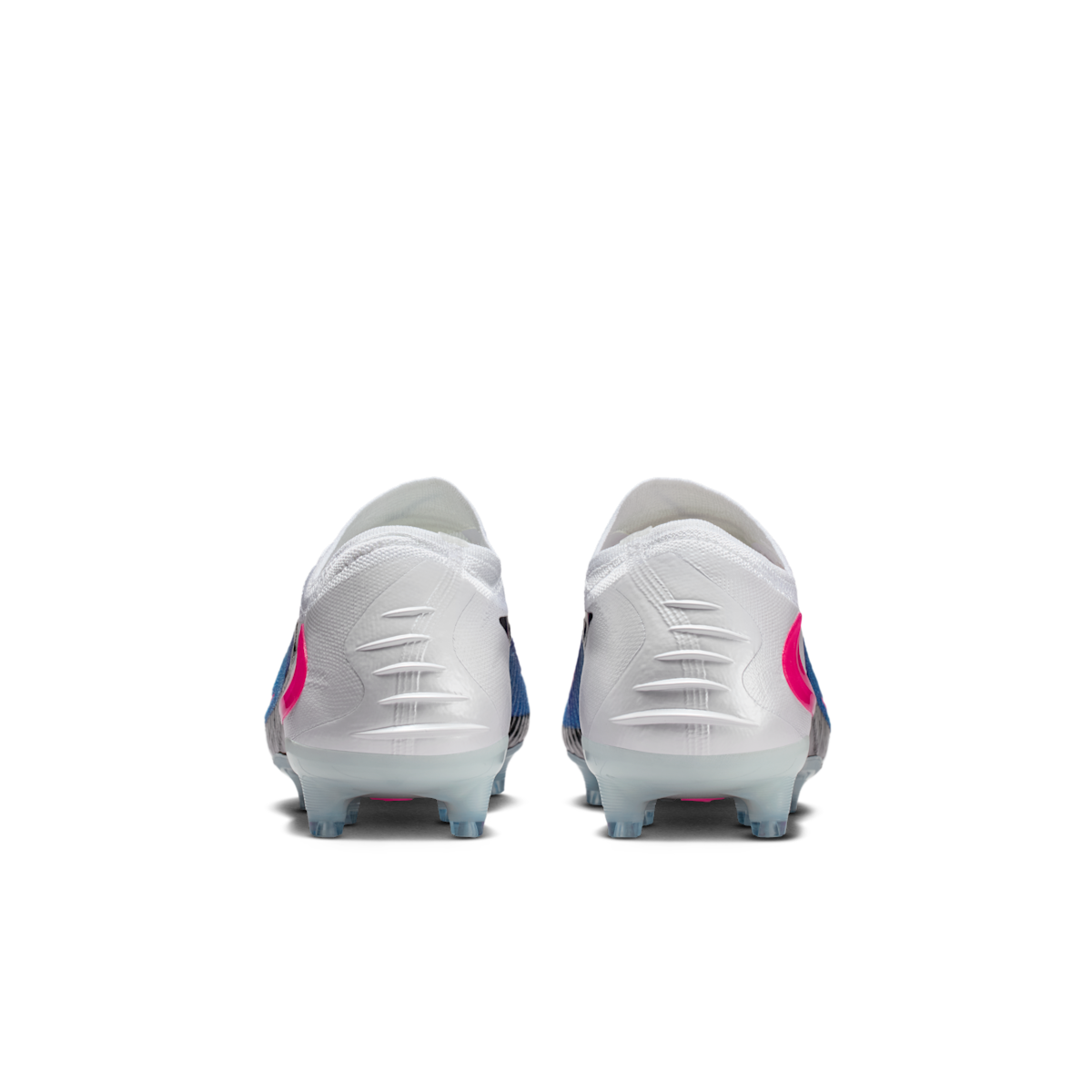 Men's Phantom 6 Low Elite Artificial-Grass Soccer Cleats