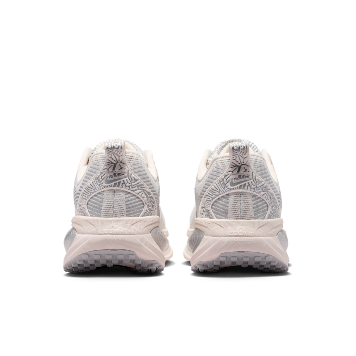 Women's Vomero 18 SE Road Running Shoes