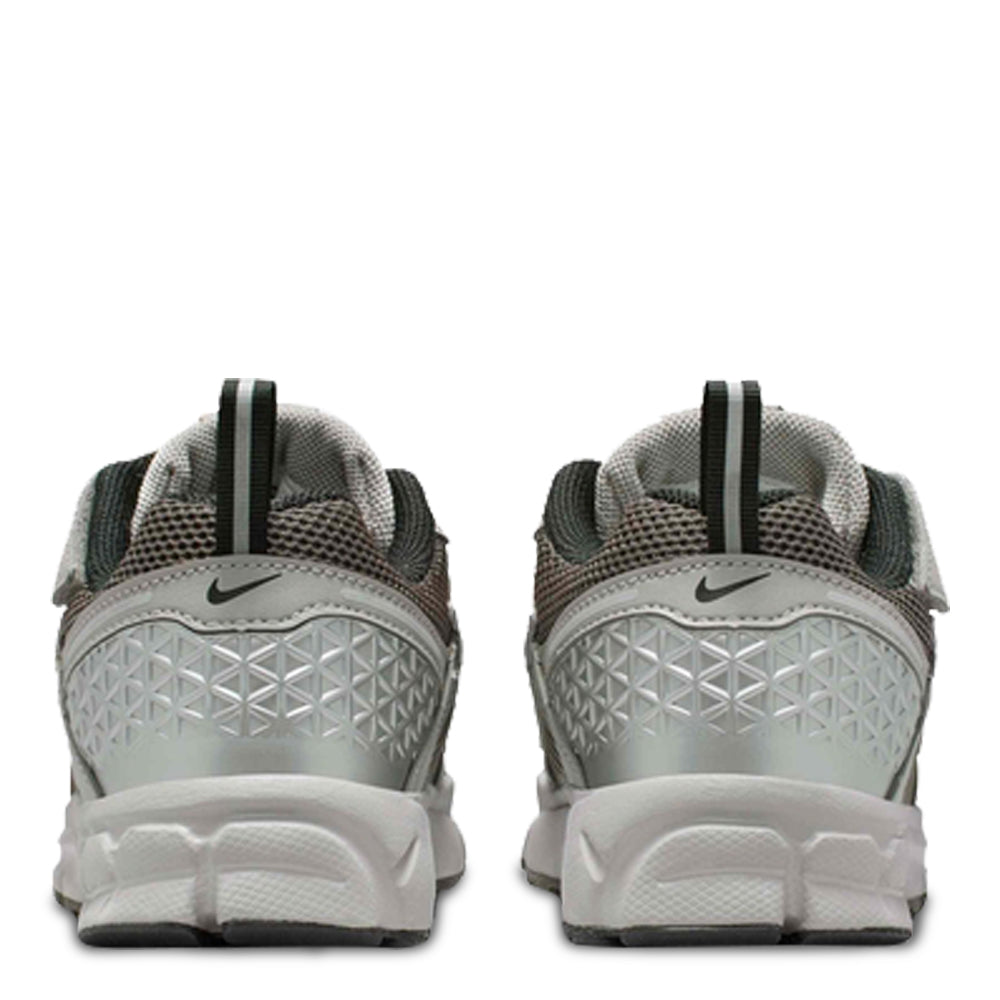 Nike Vomero 5 Little Kids' Sneakers